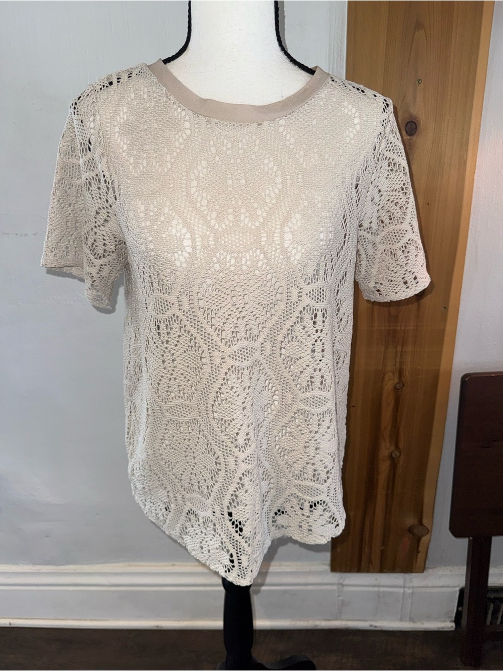 Banana Republic Cream Crochet Short-Sleeve Knit Top